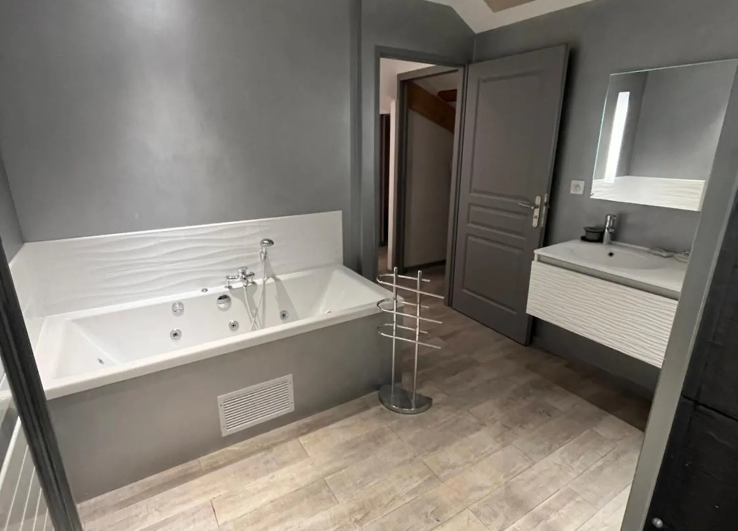 Apartment Ferienwohnung Superbe Loft Saint-Gaudens  Frankreich